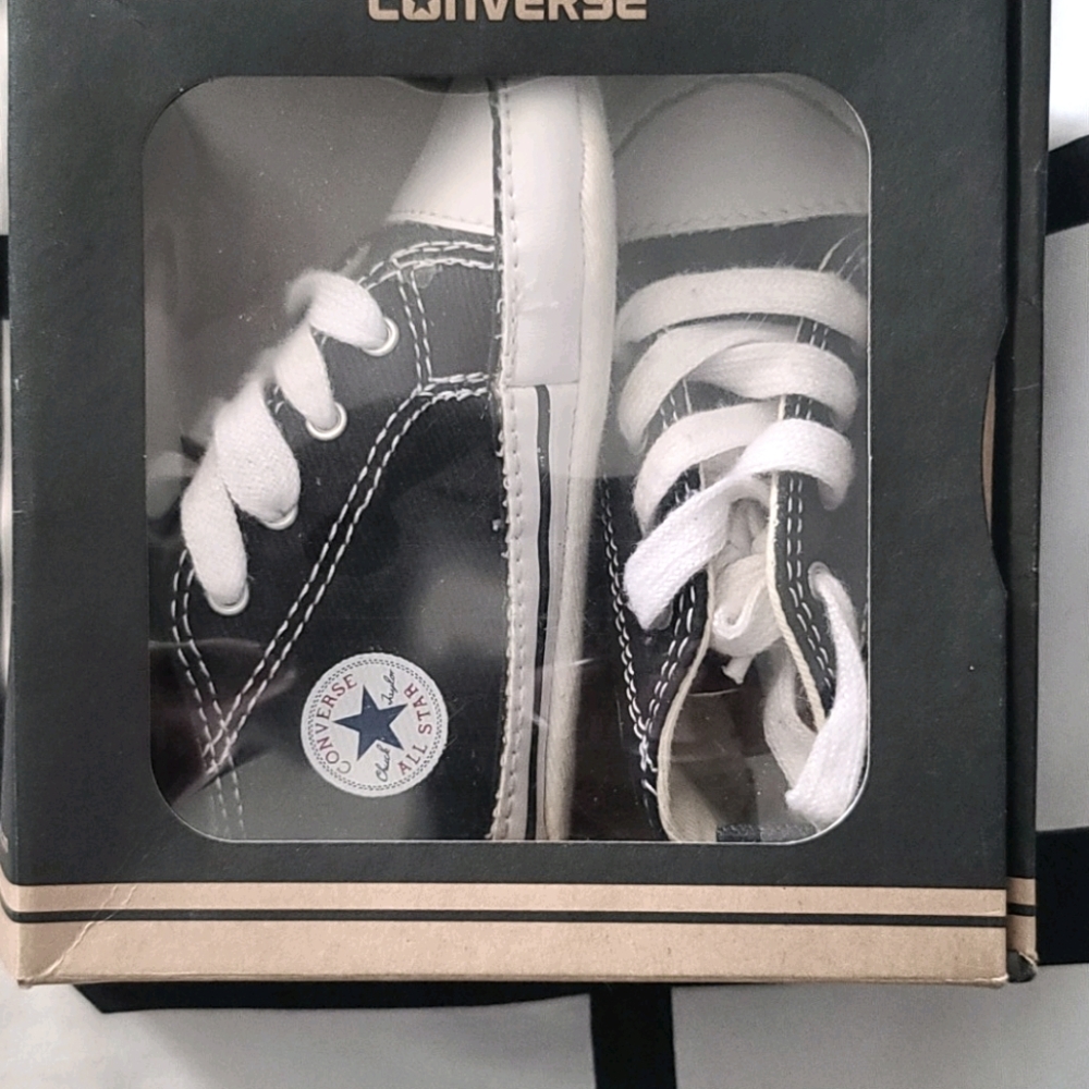Baby Converse - Picture 4 of 5